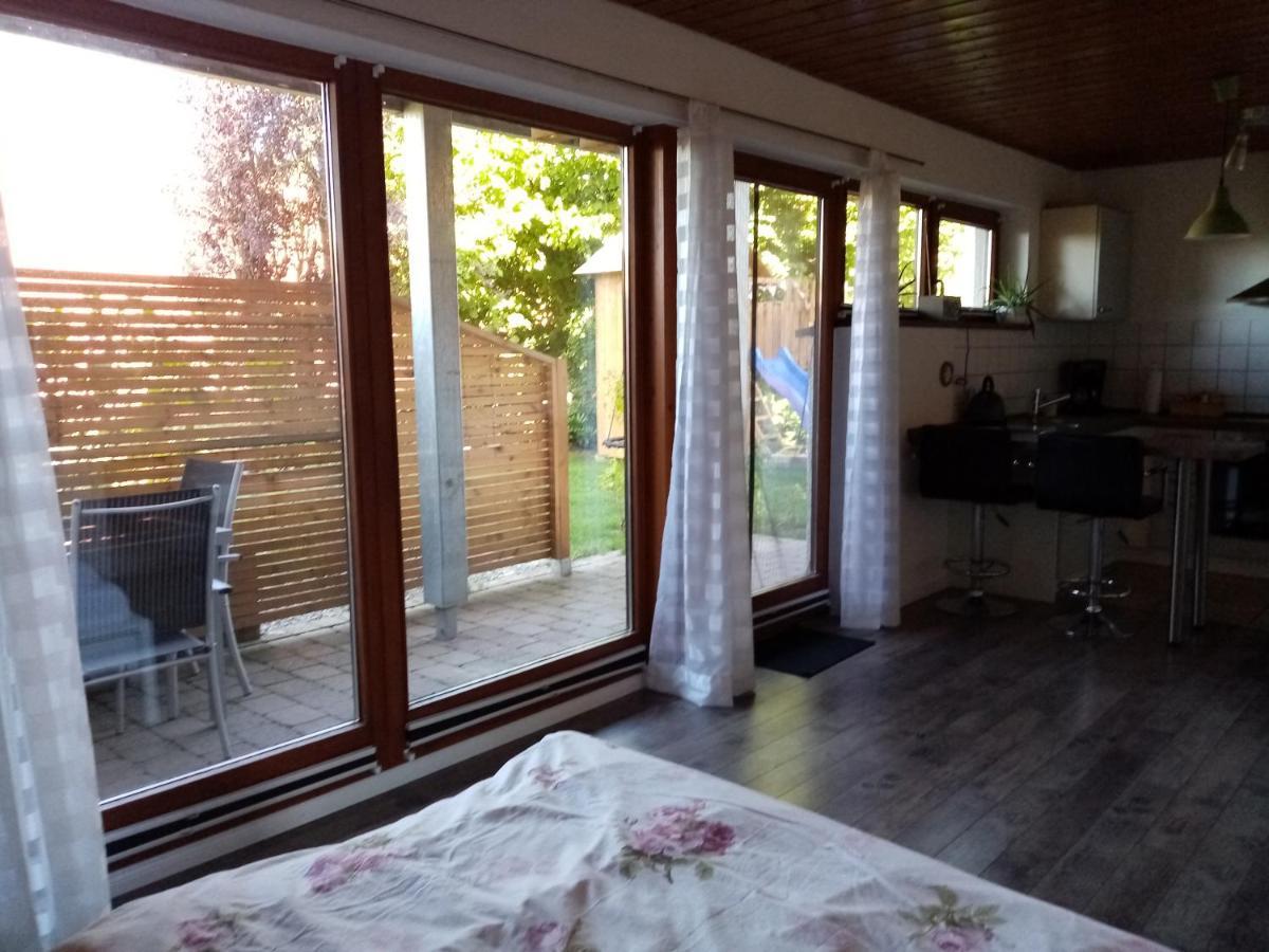 Schoene Einzimmer Wohnung Zwischen Bodensee Und Allgaeu Neukirch  Dış mekan fotoğraf