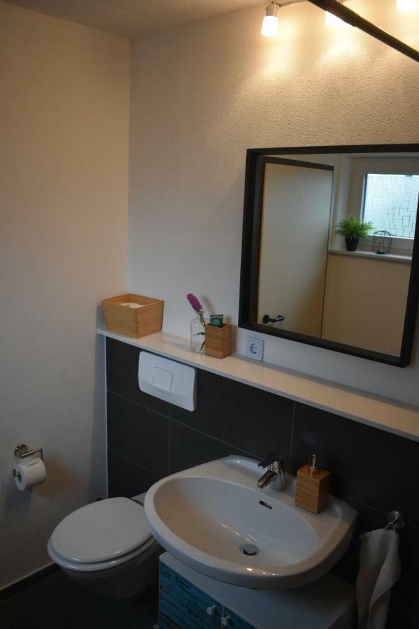 Schoene Einzimmer Wohnung Zwischen Bodensee Und Allgaeu Neukirch  Dış mekan fotoğraf